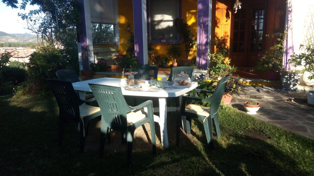 Nel Giardino Di Oz Bed & Breakfast ฟอร์โนโว ดิ ตาโร ภายนอก รูปภาพ