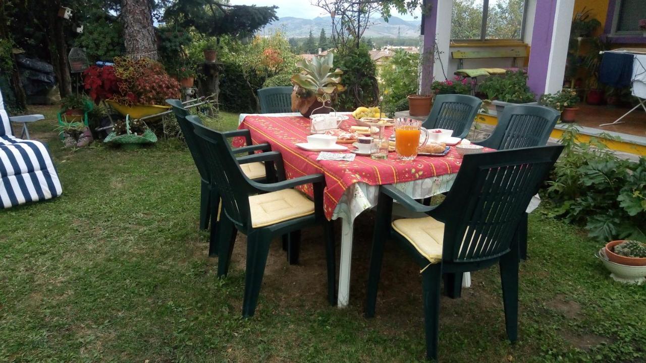 Nel Giardino Di Oz Bed & Breakfast ฟอร์โนโว ดิ ตาโร ภายนอก รูปภาพ