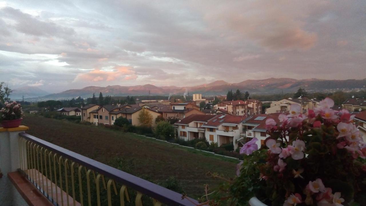 Nel Giardino Di Oz Bed & Breakfast ฟอร์โนโว ดิ ตาโร ภายนอก รูปภาพ
